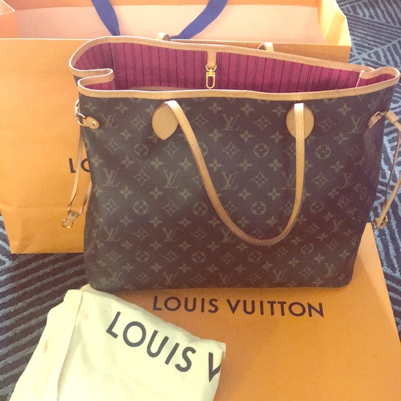 Louis Vuitton Handbags - Authentic Louis Vuitton Neverfull 💕